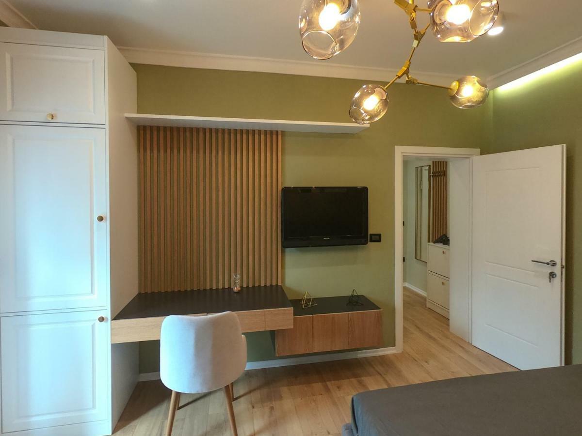 Roza'S Studio Tirana Center Экстерьер фото