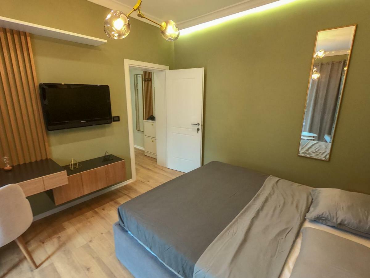 Roza'S Studio Tirana Center Экстерьер фото