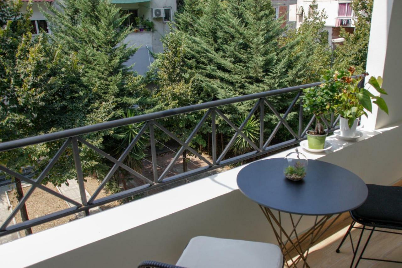 Roza'S Studio Tirana Center Экстерьер фото